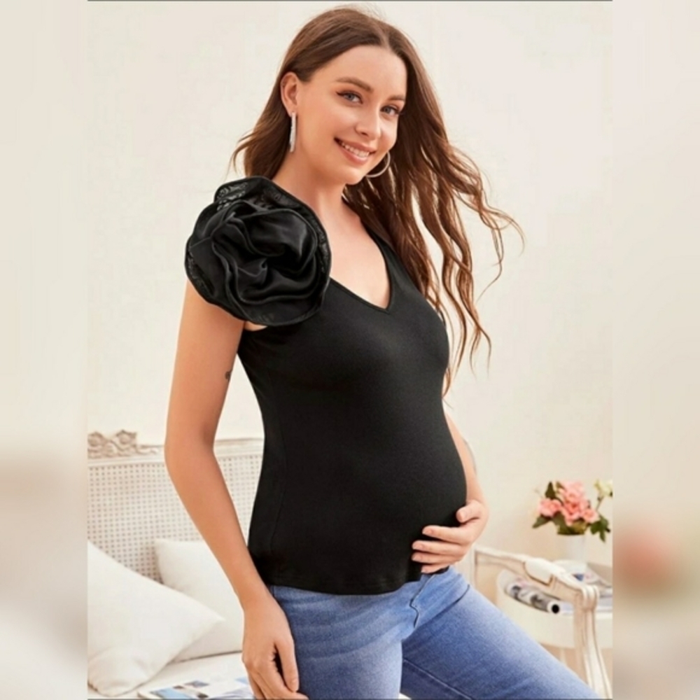 SHEIN ✦ Maternity Chiffon Appliqué Top ✦ Black Sleeveless V‑Neck Stretch M